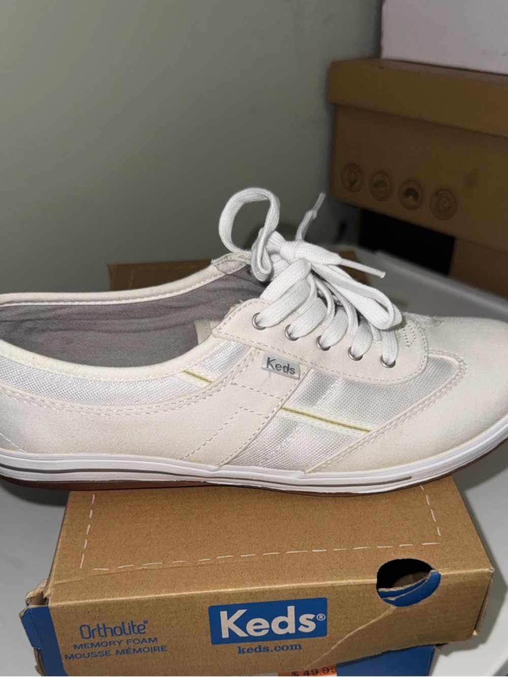 Keds Women’s Off-White Canvas Lace-Up Sneakers